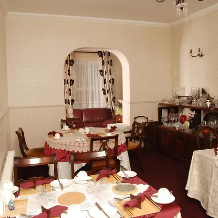 Bed & Breakfast Glenart House