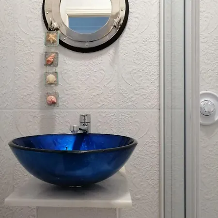 Glenart House 住宿加早餐酒店 特拉莫尔