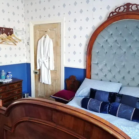 Glenart House 5*