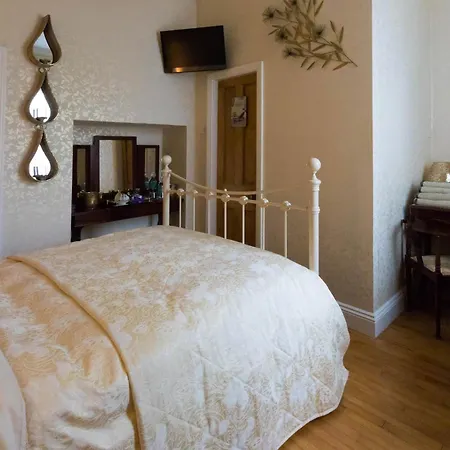 Glenart House 5*