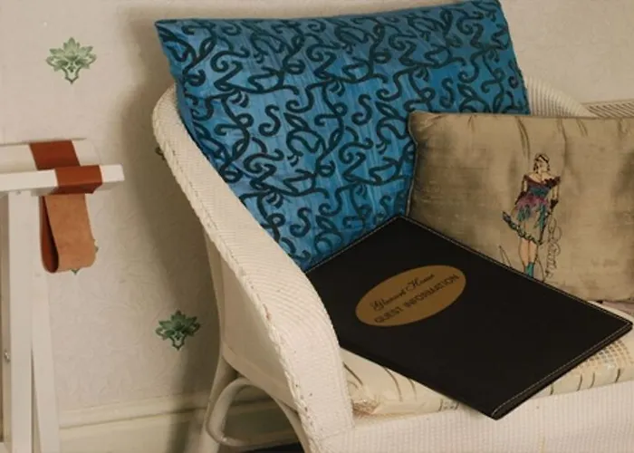 Glenart House Bed & Breakfast 3*