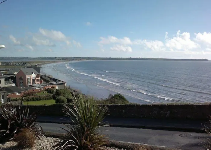 Glenart House Bed & Breakfast 3*